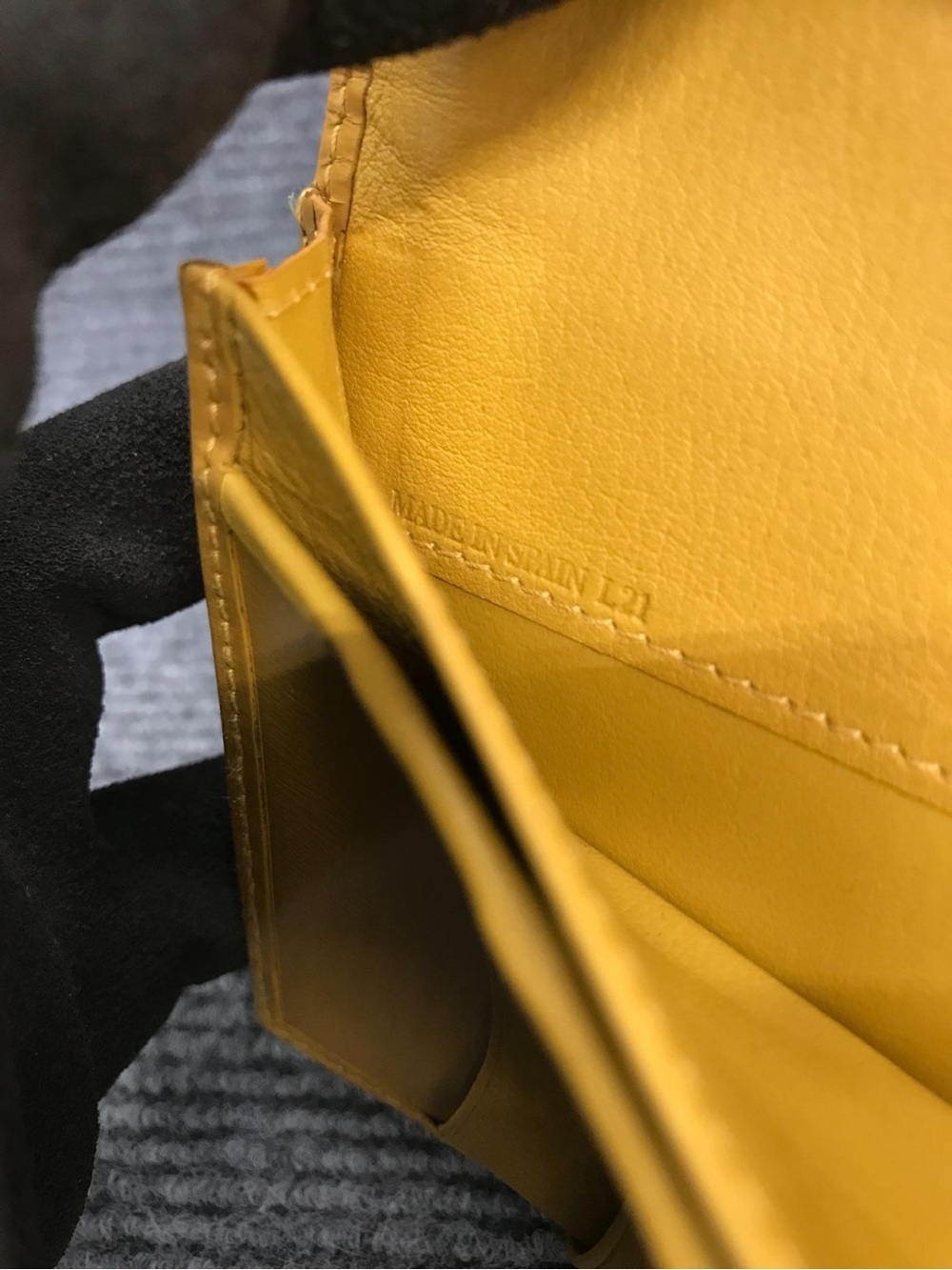 Loewe Vintage Mustard Yellow Leather Continental Wallet Snap Closure - Picture 12 of 15